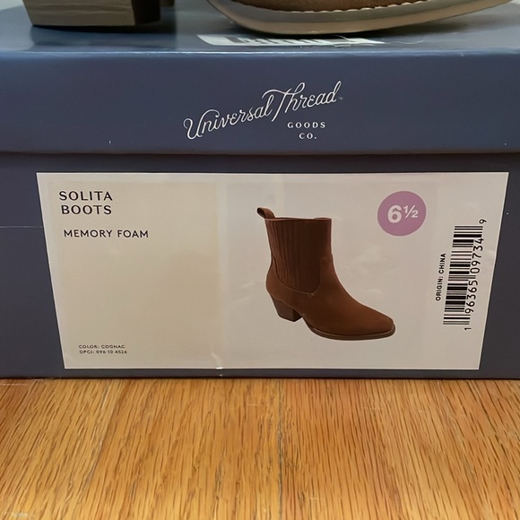Universal Thread Solita Boots - Picture 8 of 8